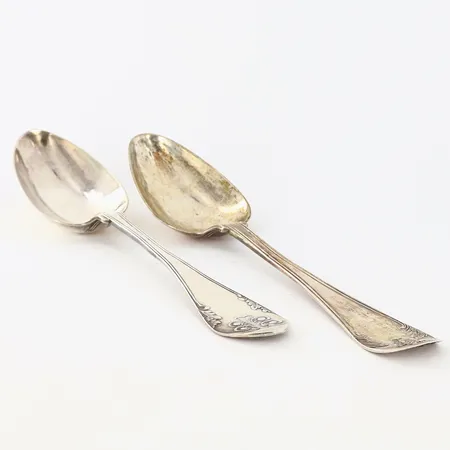 2 matskedar olika modeller, silver 830/1000  Vikt: 115 g