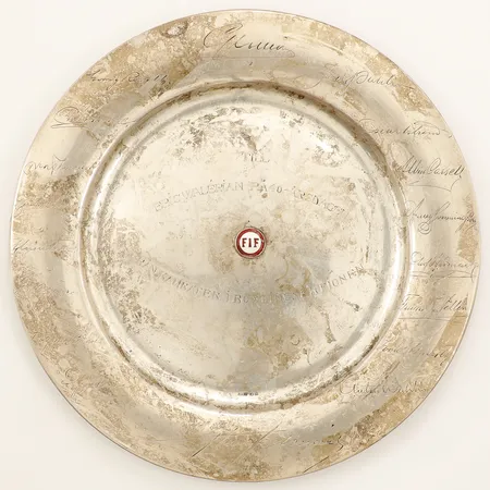 Minnesfat Ø22cm Abbeus A år 1935 Stockholm gravyr ögla silver 830/1000 Vikt: 238,1 g