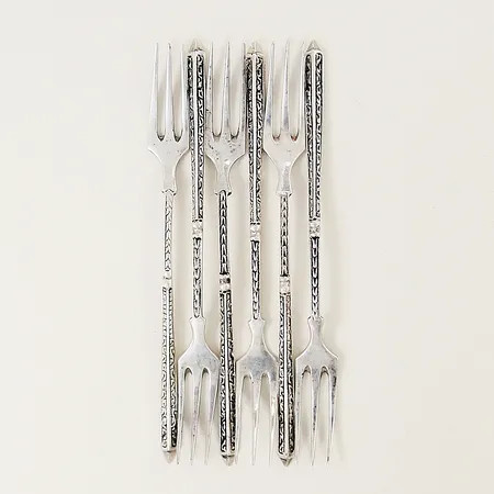 6 tårtgafflar längd 12cm silver 800/1000 Vikt: 54,9 g