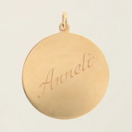Hänge 25x20mm gravyr samt repig 18K Vikt: 2 g