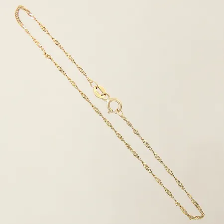 Armband Singapore längd 19,5cm bredd 1mm en del av länk har tappat form 14K Vikt: 0,8 g