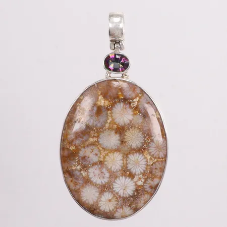 Hänge med korall fossil längd 6cm bredd 31,2mm silver 925/1000 Vikt: 12,6 g
