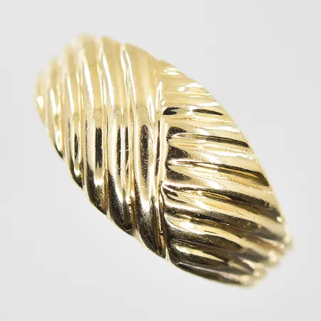 Ring stl:17¼ bredd 3-10 mm, 14K. Vikt: 5,1 g