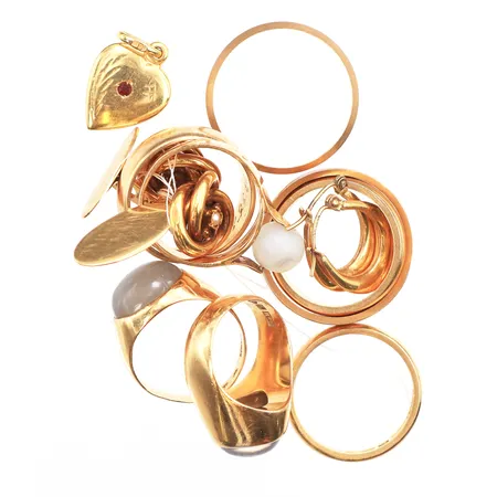 Diverse guld, defekter/gravyrer/stenar, 18K, bruttovikt: 45,0g Vikt: 45 g