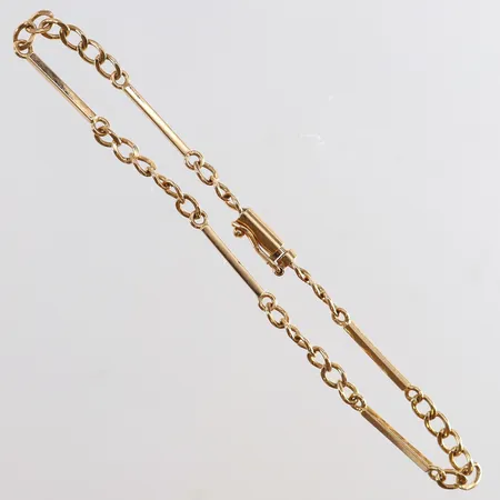 Armband med stavar längd 18,5cm bredd 1,3-3,2mm slappt lås 18K.  Vikt: 4,6 g