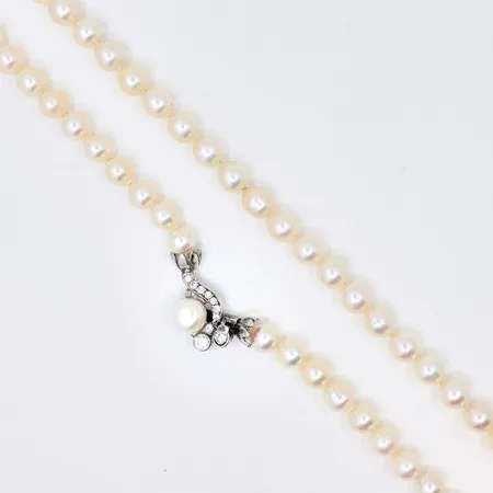 Pärlcollier med odlade saltvattenspärlor Ø7,5-8mm, längd 50cm, lås i 925/1000 Silver med vita stenar, Bruttovikt: 41g Vikt: 41 g