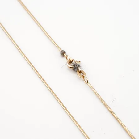 1 Halskedja, Längd 46cm, bredd 1mm, 14K, 3,8gr Vikt: 3,8 g