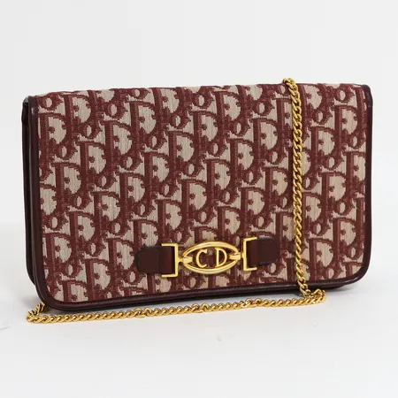 Väska Christian Dior monogramcanvas med läder detaljer, guldfärgade beslag, invändigt ett fack, märkt Christian Dior Made in France, 25x16x6, fint bruksskick