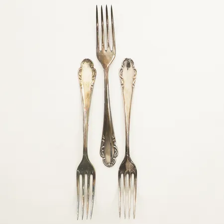 Tre matgafflar längd 18,5cm silver  Vikt: 111,7 g
