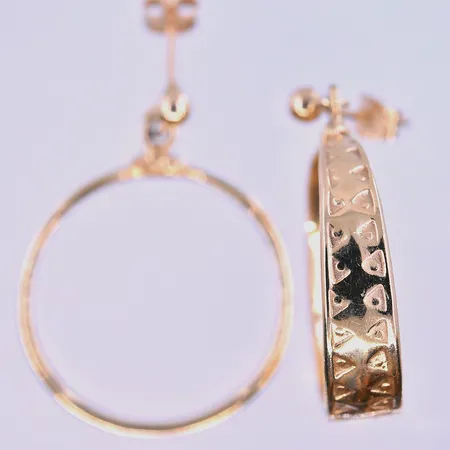 Örhängen Bengt Hallberg Guldsmeds AB Ø19 mm bredd 6 mm 18K. Vikt: 8,3 g