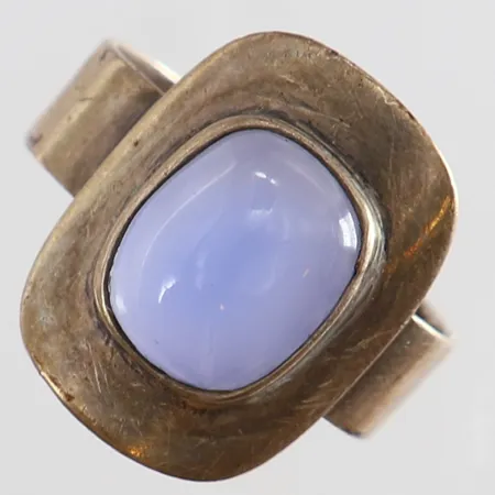 Ring med blå sten defekt Silver 835/1000.  Vikt: 3,5 g