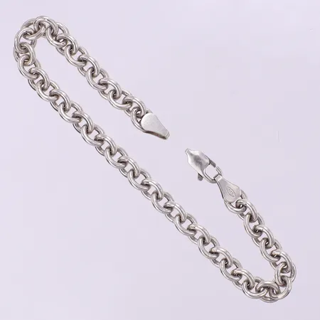 Armband 19cm bredd 6mm, lås ej fast i ändögla, silver 925/1000 Vikt: 12,5 g
