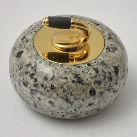  Mini Curling sten Ailsa Craig granit, handgjord i Scotland, Ø4,5cm, box, infoblad.