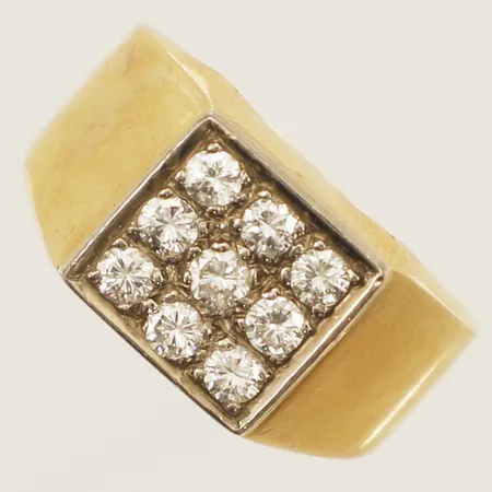 Klackring med diamanter totalt 0,45ct enligt gravyr stl:16¾ bredd 4,5mm 18K Vikt: 10,5 g