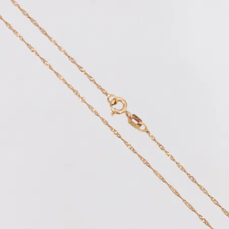 Kedja Singapore GHA längd ca 44cm, knut, skrapad ögla, 18K Vikt: 1,4 g