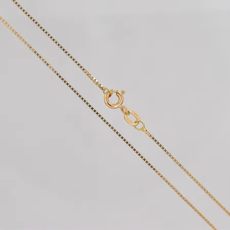 Kedja Venezia längd 45,5cm bredd 0,8mm GHA 18K Vikt: 2,4 g