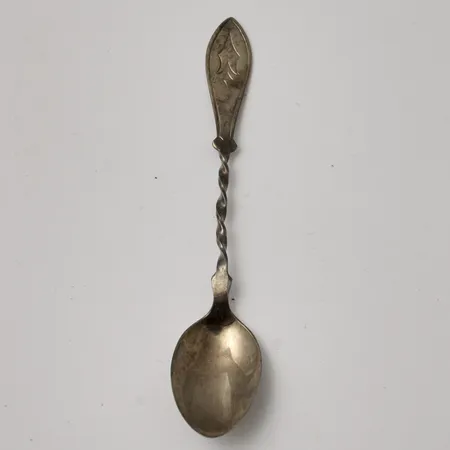 1st sked 12cm, modell Jämtlandsskeden, Guldsmedsaktiebolaget I Stockholm, silver 830/1000, personlig gravyr, 9,16g.