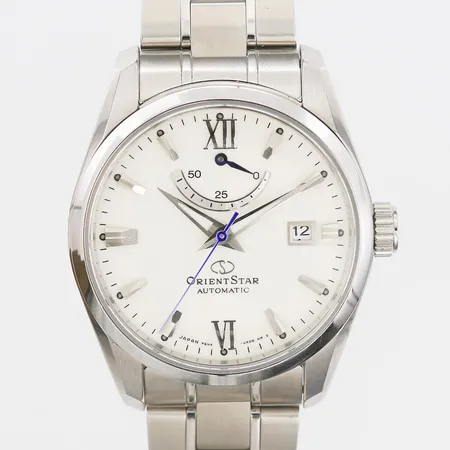 Herrur Orient Star, stål, automat, Ø38mm, ref-nr: F6N4-UAD0, serie-nr: B870570, gångreserv, datum, glasbaksida, stållänk, viklås, extra länkbitar, inga övriga tillbehör.