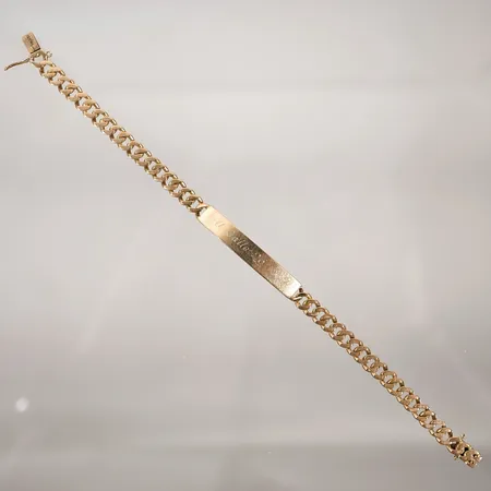 Armband pansar med graverad bricka och kistlås längd 19cm bredd 5,9mm 18k  Vikt: 14,7 g