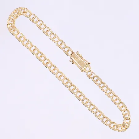 Armband Bismarck 19cm bredd 4mm, kistlås, svenska stämplar, bruksslitage, 18K  Vikt: 6,4 g