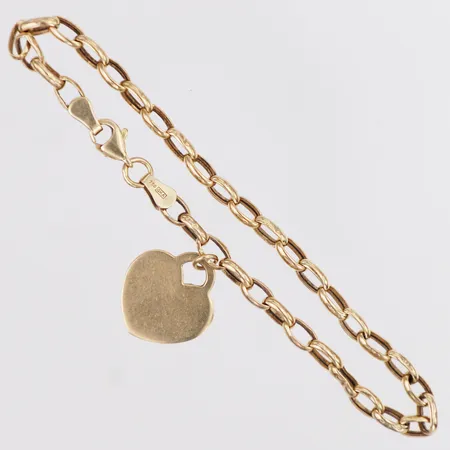 Armband Ankar berlock hjärta GHA längd 18,5cm, bredd 3,7mm, bucklor, 18K Vikt: 4,7 g