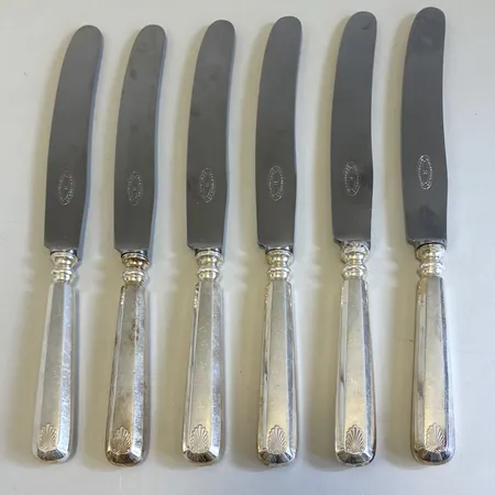 Sex knivar längd 23cm Silver 813/1000.  Vikt: 384 g