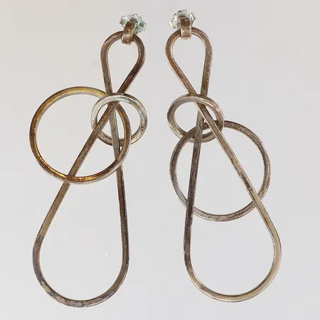 Ett par örhängen Evfa Attling 63x22mm Silver 925/1000.  Vikt: 12,8 g
