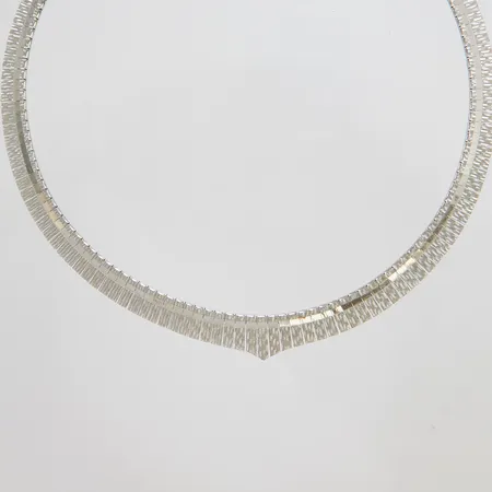 Collier doserat längd 42cm, bredd 6,5-14mm, silver 830/1000 Vikt: 27,4 g