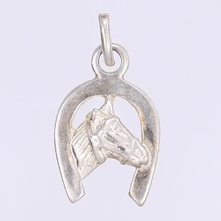Hänge hästsko 25x13mm silver 925/1000 Vikt: 1,9 g