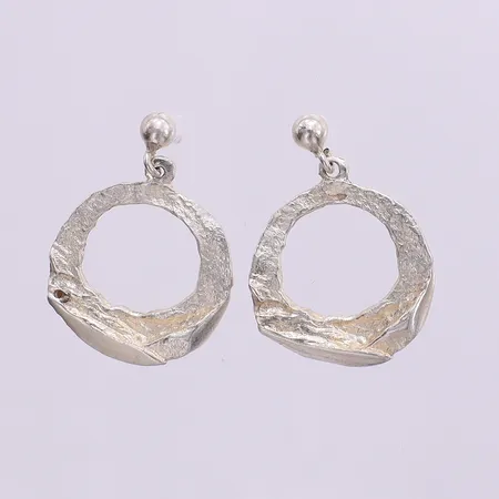 Örhängen längd 23,7mm bredd 17,3mm, silver 925/1000 Vikt: 3,5 g