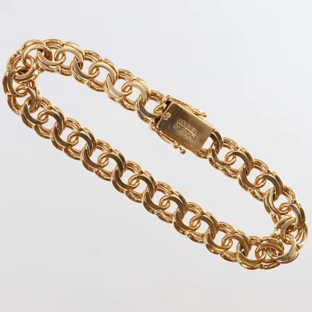 Armband Bismarck längd 19cm bredd 9mm BEH Bengt Hallberg Guldsmeds AB 1972 18K.  Vikt: 29,9 g