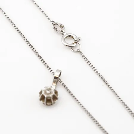 Collier m hänge, vitguld, 38,5cm, bredd 1mm, hänge 10mm x 5mm, 18k Vikt: 1,7 g