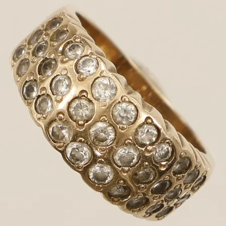Ring med vita stenar stl:16½ 14K Vikt: 7,6 g