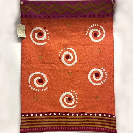 Matta Gudrun Sjödén, polykroma färger i rött, orange, rosa och grönt, 70x100cm, ull och bomull Skickas med postpaket.