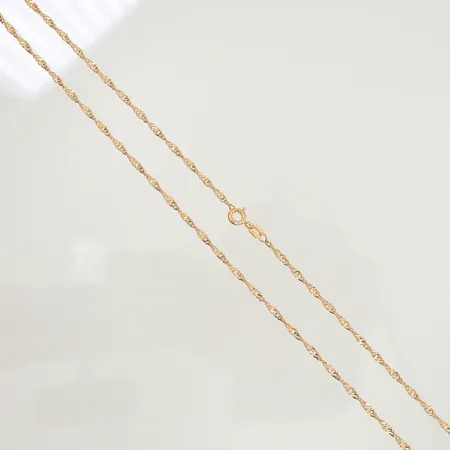 Halskedja Singapore längd ca 50cm bredd 2mm, 18K 4,2g Vikt: 4,2 g