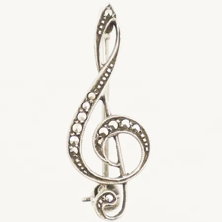 Brosch klav med markasiter längd 31,3mm bredd 12,2mm silver 830/1000 Vikt: 2,4 g