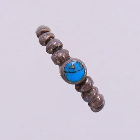 Ring med sten stl:16½ bredd 2-4,7mm silver 925/1000 Vikt: 1,4 g