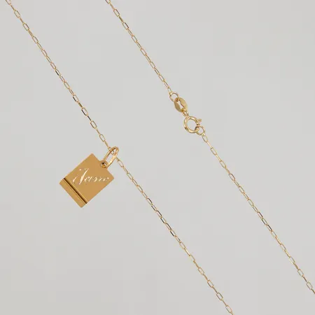 Kedja 45cm, hänge med gravyr 15mm, 14K Vikt: 1,8 g