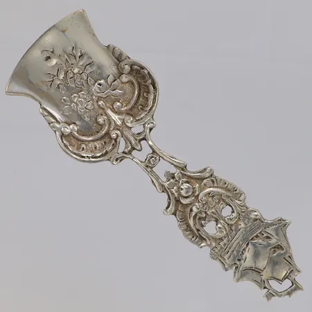 Kompottsked krönt av skepp, längd 10,4cm, 830/1000 silver Vikt: 18,9 g