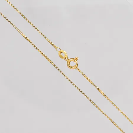 Kedja Venezia längd 53cm bredd ca 1mm 18K Vikt: 3,7 g