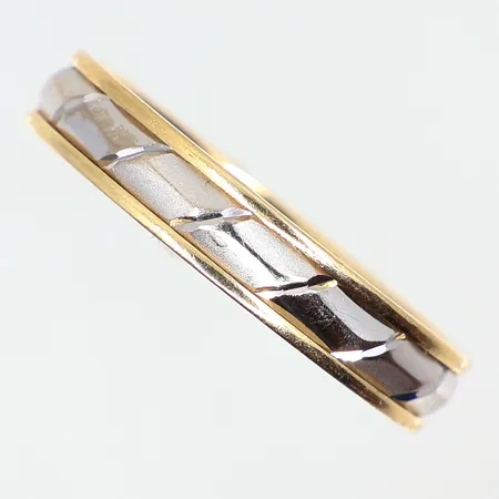 Ring stl: 19, bredd: 4mm, tvåfärgad, 18K, Vikt: 4,3 g