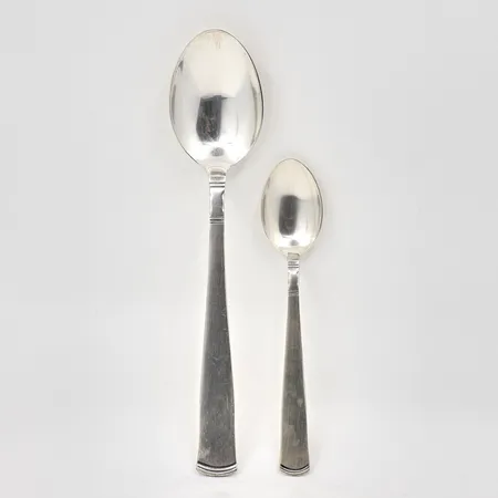 Två skedar, längd ca 11-15cm, 830/1000 silver, Vikt: 38,3 g