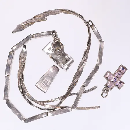 Diverse defekt silver 830-925/1000 Vikt: 38,3 g