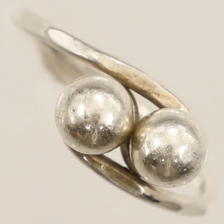 Ring stl:18 bredd 1,6mm silver 925/1000 Vikt: 2,5 g