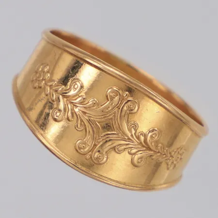 Ring Medelpadsring stl:16¾, bredd 10mm, Petersson I Söderhamn Ab, Guldsmed S Bollnäs 1997, 18K Vikt: 3 g
