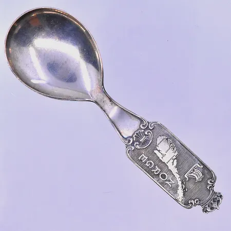 Sked längd 13 cm Norge silver 830/1000. Vikt: 26 g