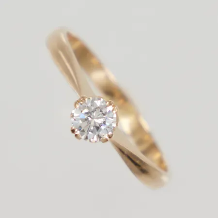 Ring stl 17½, diamant 1x 0,31ct enligt gravyr, kvalitet ca I-J/SI, 18K, Vikt: 2,4 g