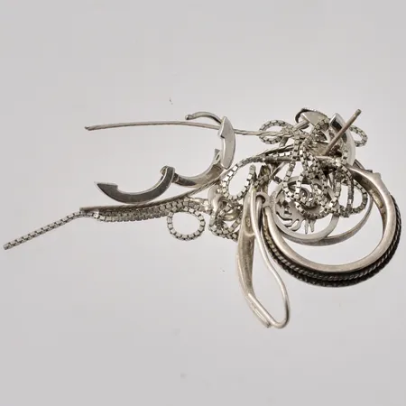Diverse defekt silver, 830-925/1000, 12,8g.