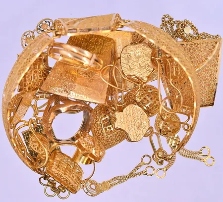 Diverse guld 21K. Vikt: 55,2 g