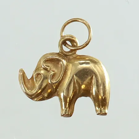 Hänge elefant 15x13mm ink ögla bucklig 18K.  Vikt: 0,6 g